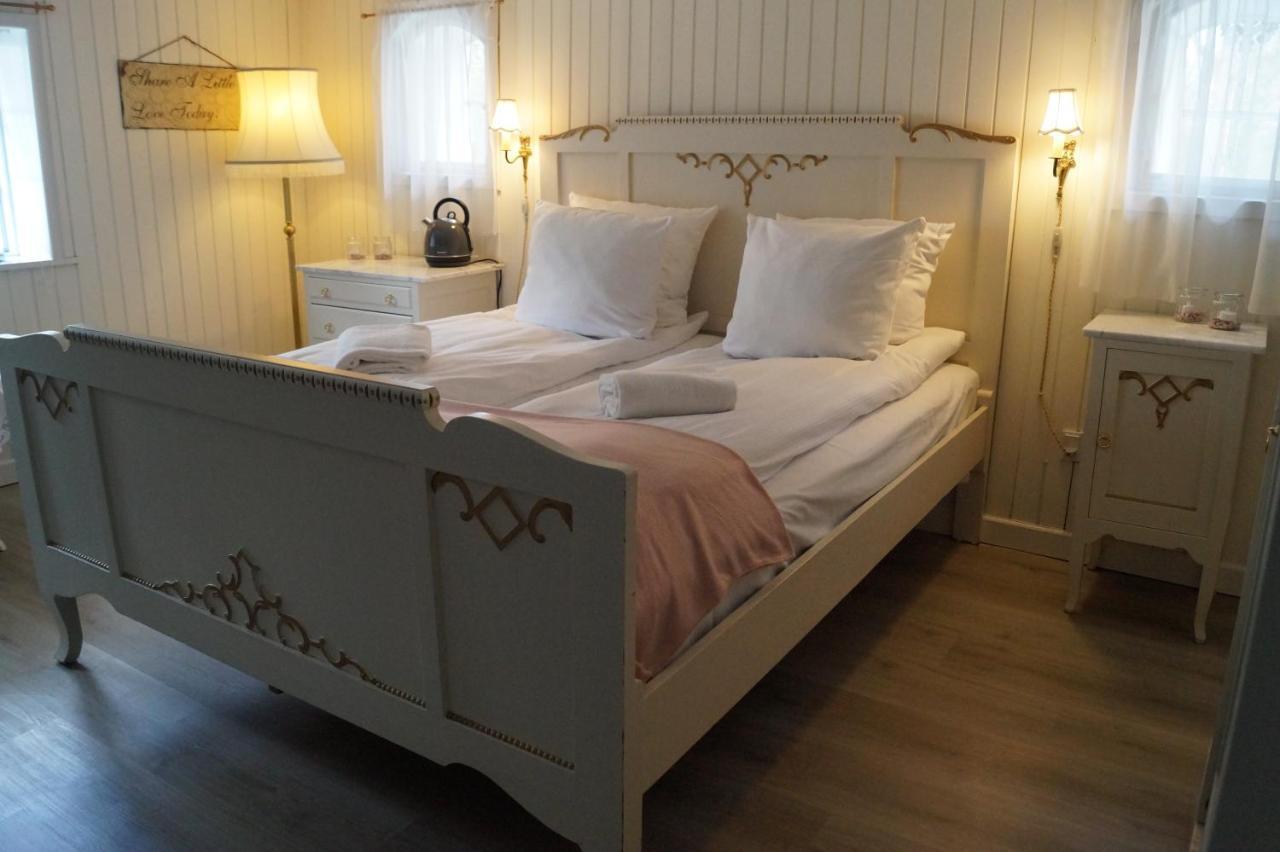Eleonoras Bed & Breakfast เอสบีเยร์ ภายนอก รูปภาพ